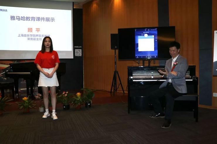 ag旗舰厅网站携手中国多位教育家，共同谱写中国艺术教育发展新乐章|热烈祝贺2018ag旗舰厅网站教育家授聘仪式成功举办！